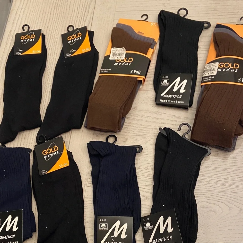 NWT Bundle of 13 men’s socks